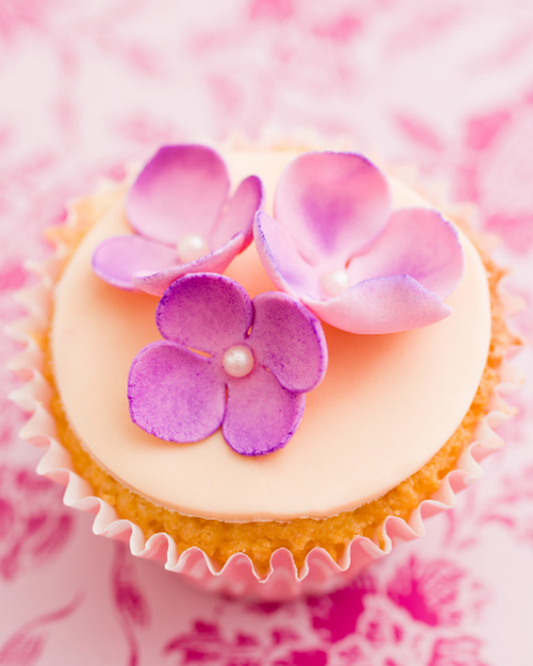 Gorgeous Gum Paste Flowers Made with Tragacanth Gum
